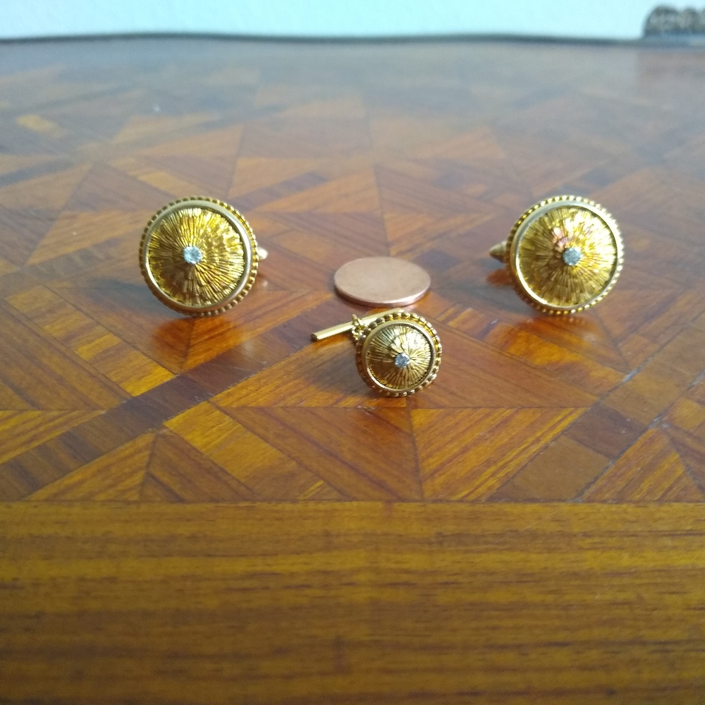 Stunning VTG Krementz brass cufflinks/tie-tack set